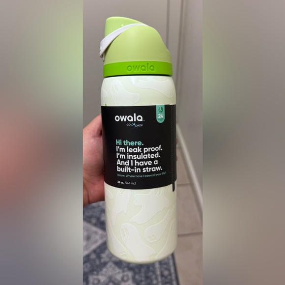 Owala 32oz FreeSip Bottle Color Drop “BOO-YA” - Picture 3 of 13